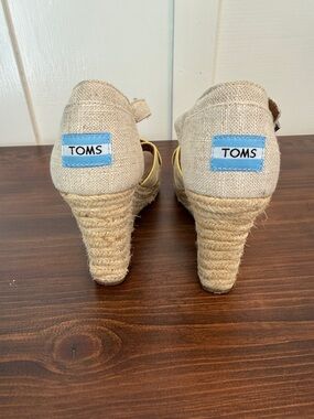 TOMS Natural Jute Espadrille Wedges with Blue Logo and Yellow Trim 8